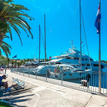 Sun And Stone 公寓 察夫塔特