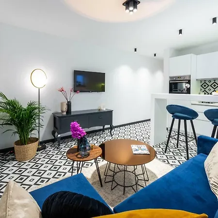 Sun And Stone 公寓 *