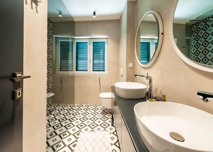 Sun And Stone Lägenhet *