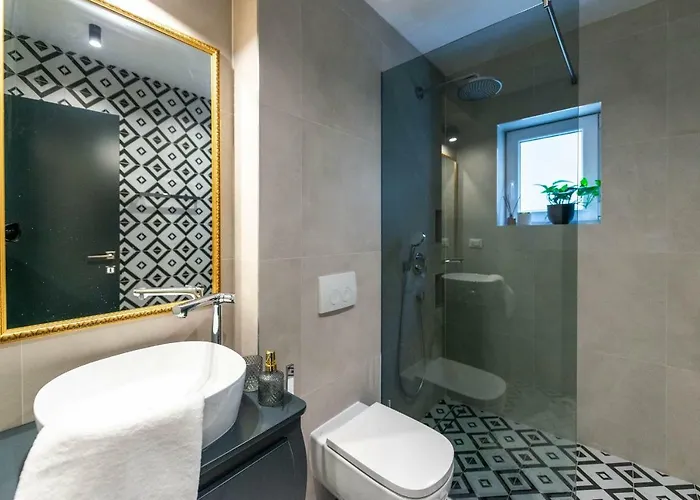 Sun And Stone * Cavtat